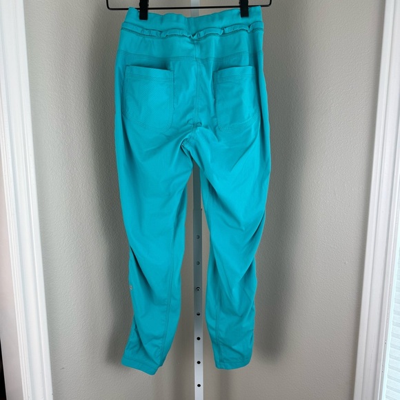 Lululemon Street To Studio Pant Unlined Size 4 - Picture 5 of 9